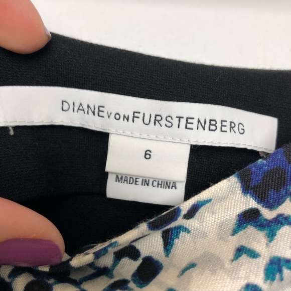 Diane Von Furstenberg Python Print Pencil Skirt Black - Picture 5 of 9